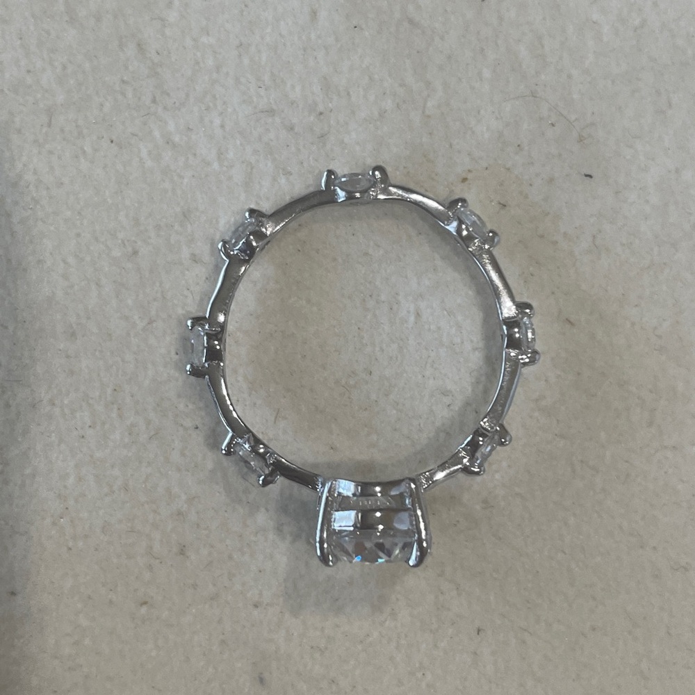The Mila Ring - 2ct+ Oval Moissanite Ring - Picture 8 of 15